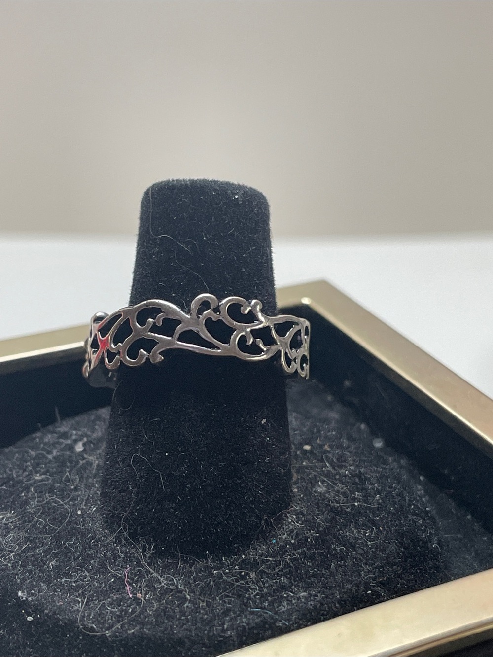 paparazzi Silver Scrollwork Filigree Band Ring